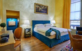 Palazzo di Alcina - Residenza d'Epoca - Luxury B&B